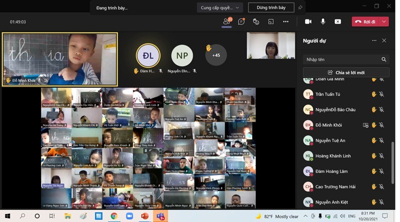 Giờ học trực tuyến của cô và trò lớp 1D